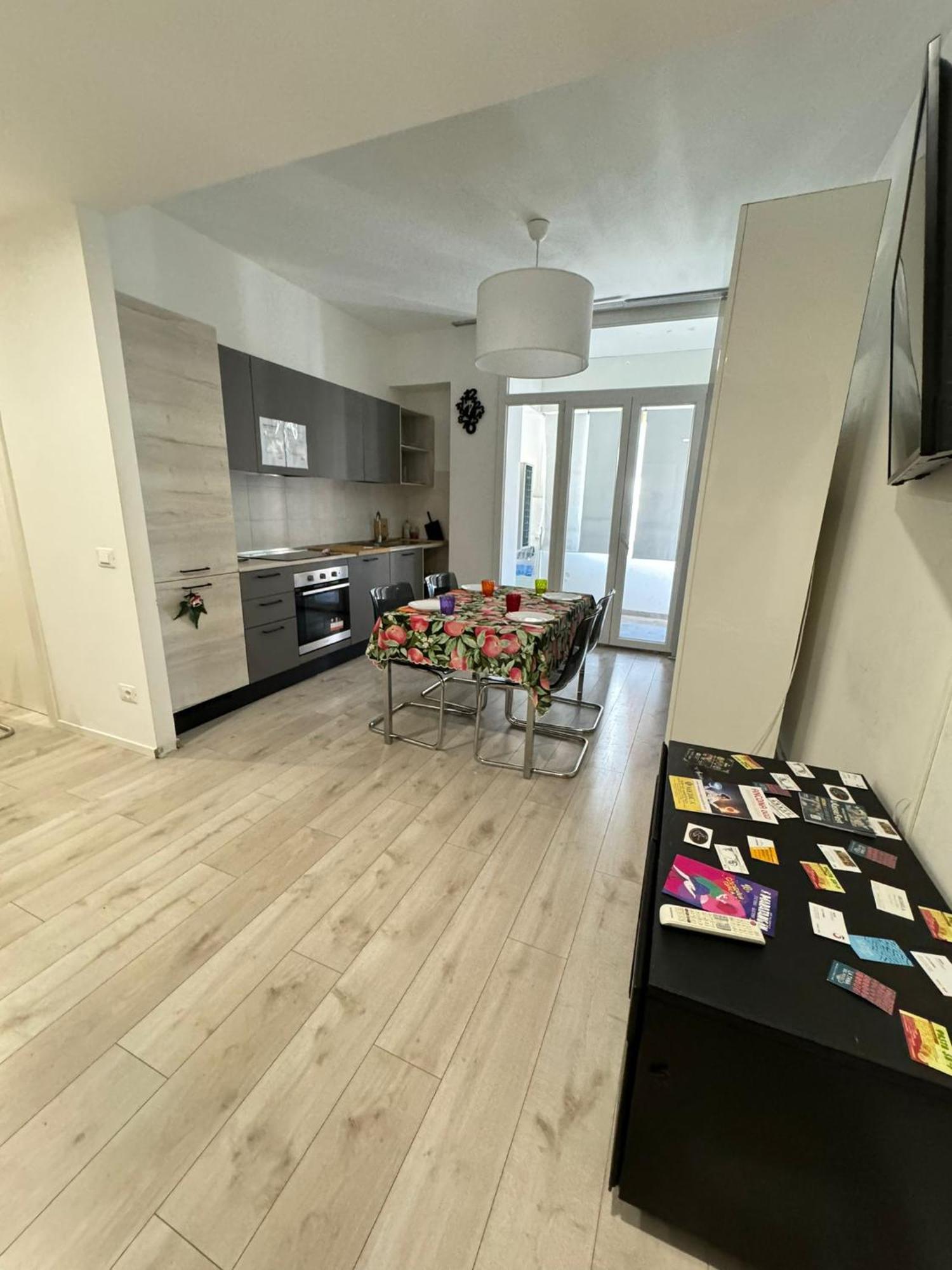 Homes In - B